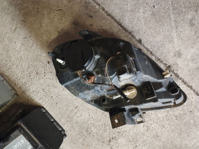 Faro Renault Kangoo Nissan kubistar