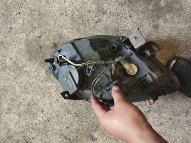 Faro Renault Kangoo Nissan kubistar