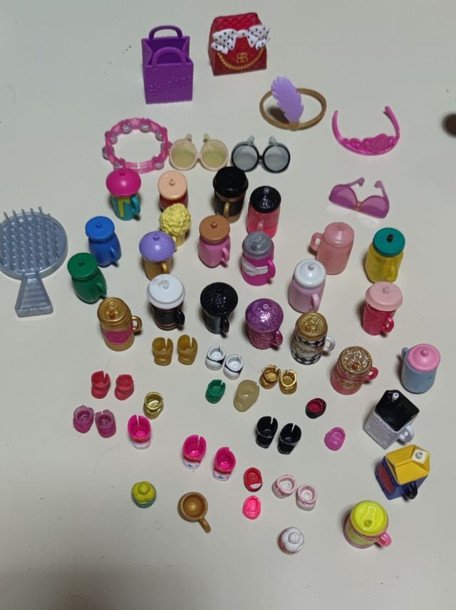 LOL Surprise grandissimo lotto come da foto 
