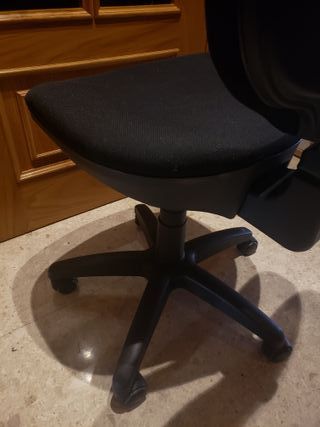 Silla De Escritorio Ofc Giratoria Sin Brazos Negro