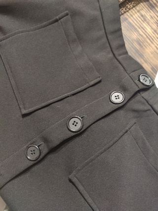 Falda midi negra