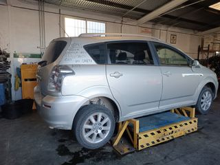 DESPIECE COMPLETO DE TOYOTA COROLLA VERSO