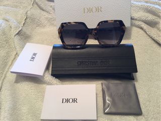 GAFAS DE SOL NUEVAS A ESTRENAR CHRISTIAN DIOR 