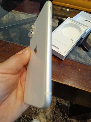 Teléfono IPHONE 11  256 GB