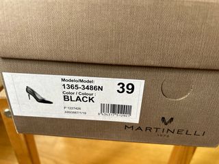 Zapato salon mujer Martinelli negro