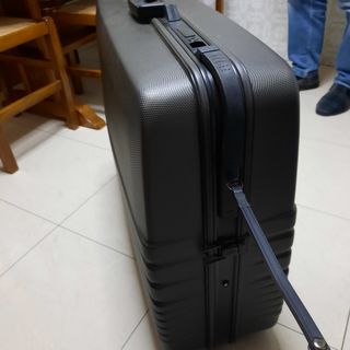 Maleta rigida grande