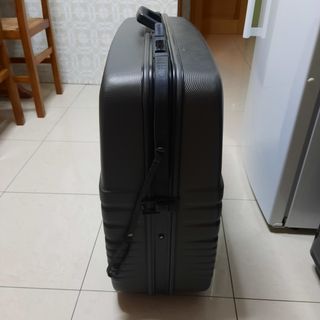 Maleta rigida grande