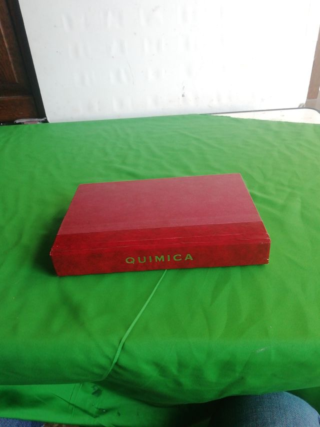 Antiguo Libro de Química del año 1916