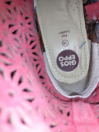 Botines ante Rojo GIOSEPPO