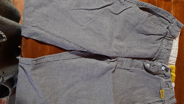 Pantaló cuiner devantal i gorro.escola hosteleria