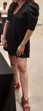 Vestido corto con bolsillos 