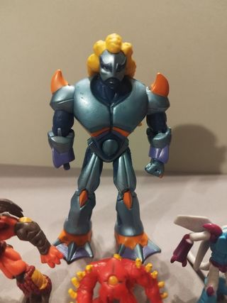 Lote figuras Gormiti