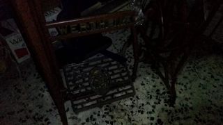 Maquina de coser antigua