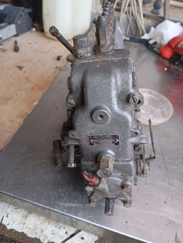 Bomba de gasoil de Pegaso comet