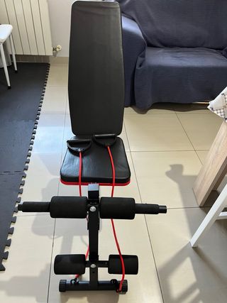 Bicicleta estatica y banco de abdominales