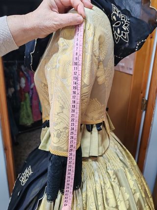 OPORTUNIDAD!  Fallera siglo amarillo