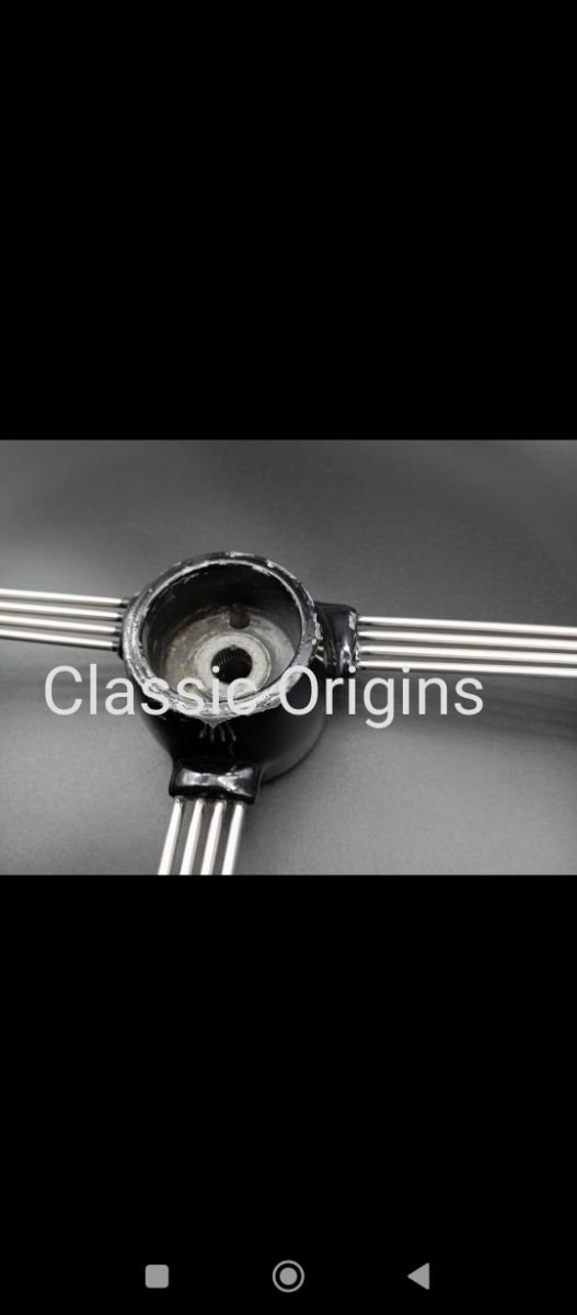 Volante Triumph clásico