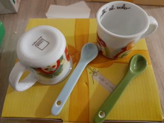 2 mini mug con cucchiaini Thun 