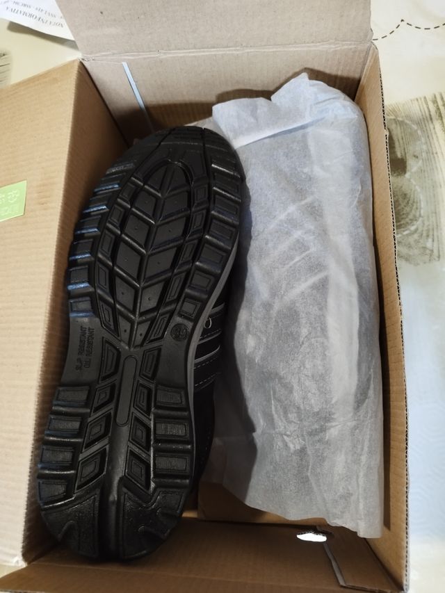 Scarpe antinfortunistiche Sheltech n. 39