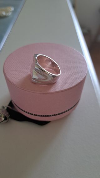 Anillo Tous de plata.