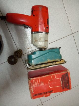 LIJADORA BLACK DECKER