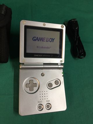 GAME BOY ADVANCE SP MODELO AGS 001