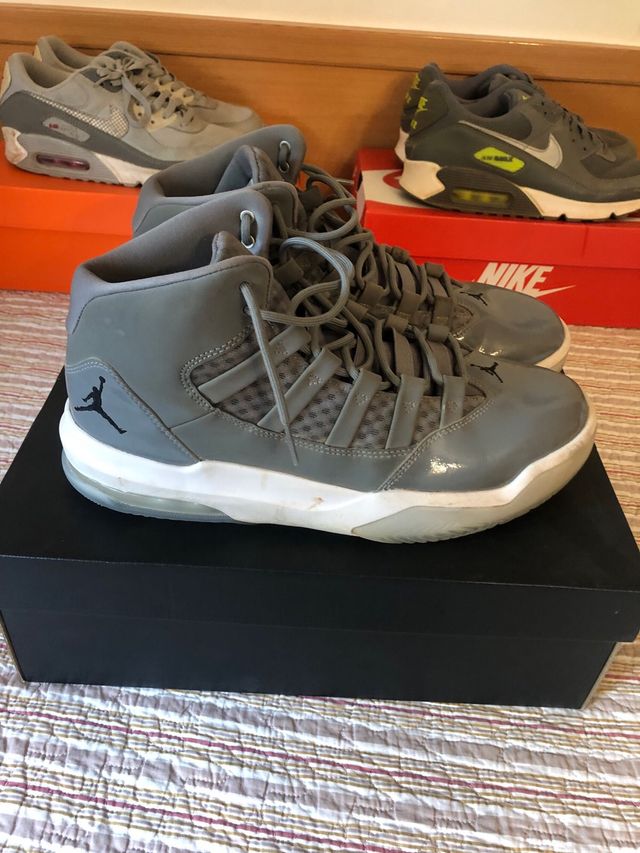 zapatillas Jordan (precio negociable)