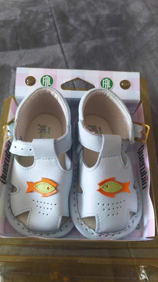 Sandalias bebé 20