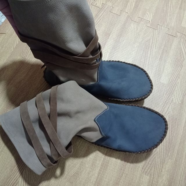 Stivali a piedi nudi