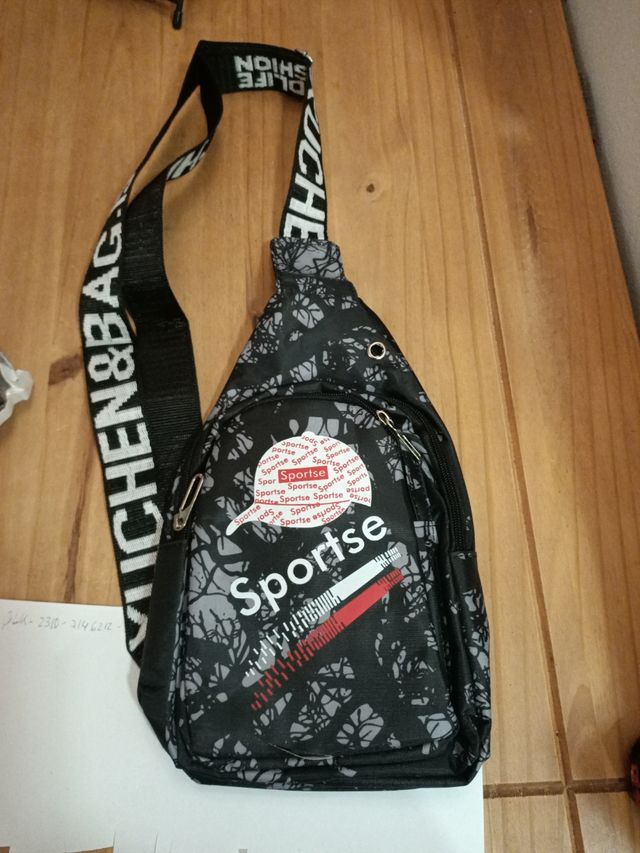 Bandolera negra nueva