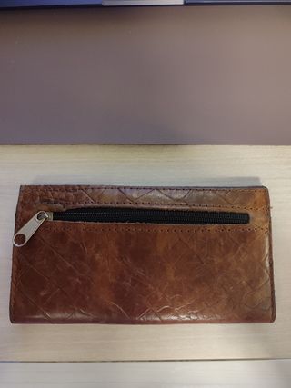 Cartera marrón cuero argentino