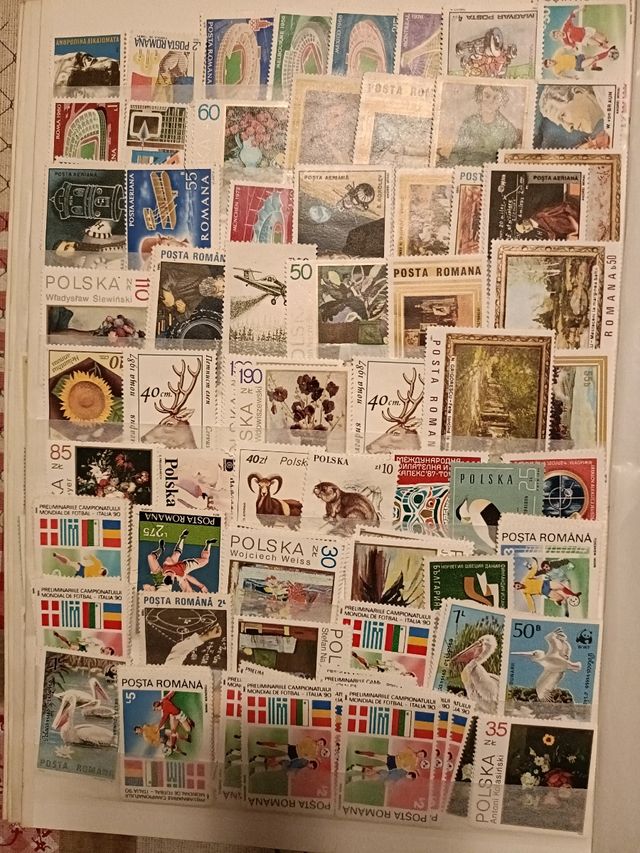 COLECCIÓN DE SELLOS DEL MUNDO Y ARCHIVADOR