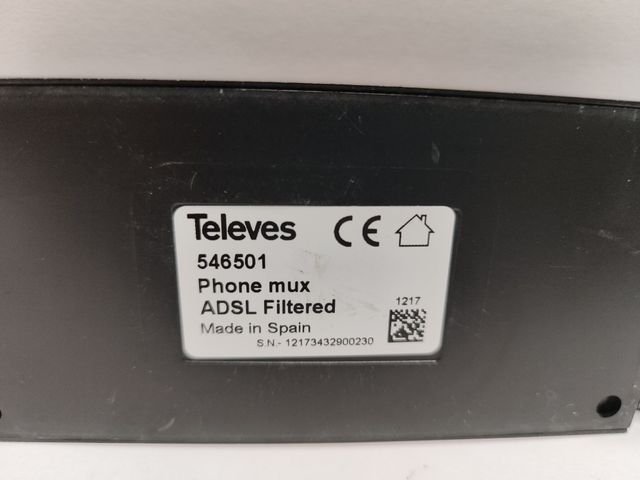 Multiplexor Tomas RJ45 para PAU de vivienda ICT