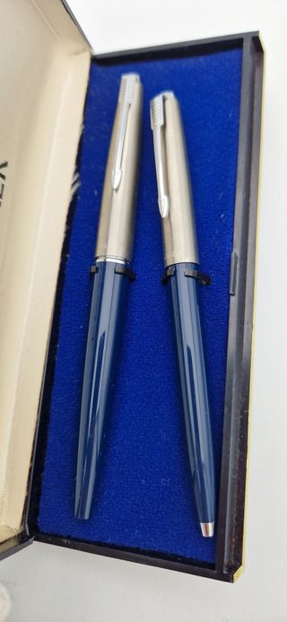 Bolígrafos Parker en su embalaje original, vintage