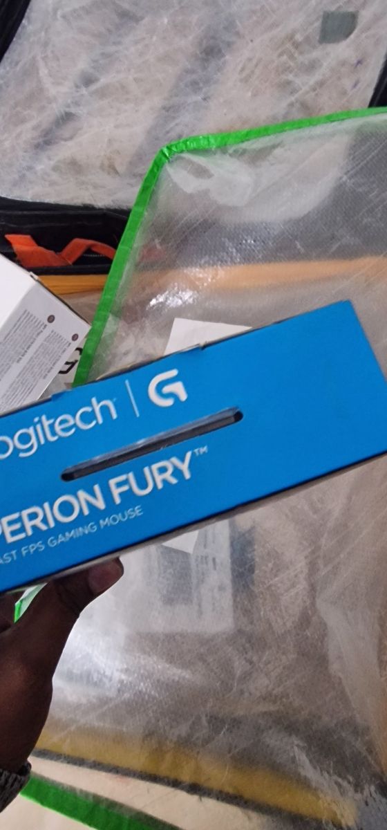 Logitech G402 Hyperion Fury Ratón USB