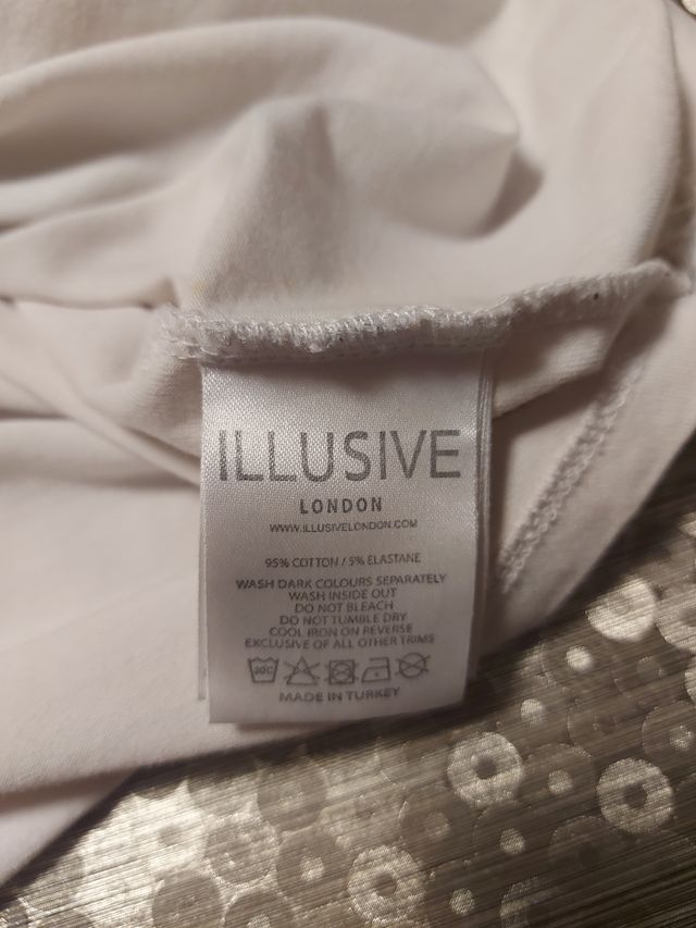 Camiseta manga corta de illusive