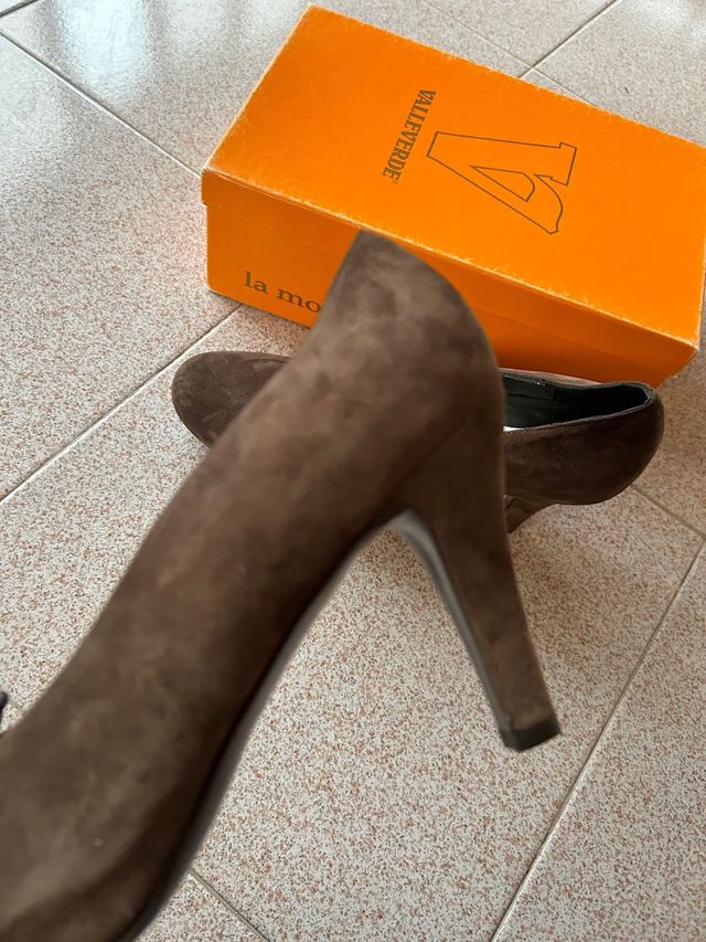 valleverde comodi 38 nuovi con piccolo plateau