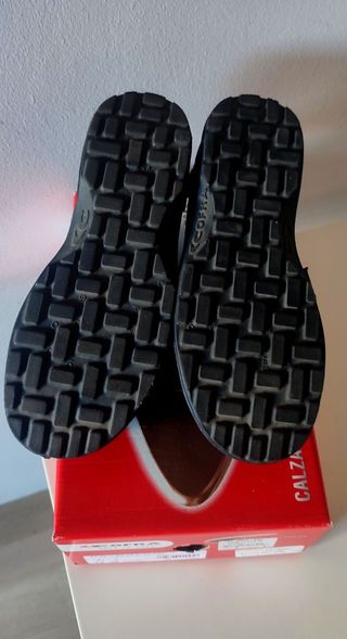 Zapatos de Seguridad Cofra 37 impecables
