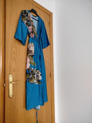 Vestido satén kimono