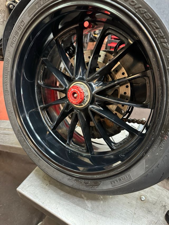 llanta trasera Ducati Diavel 1260