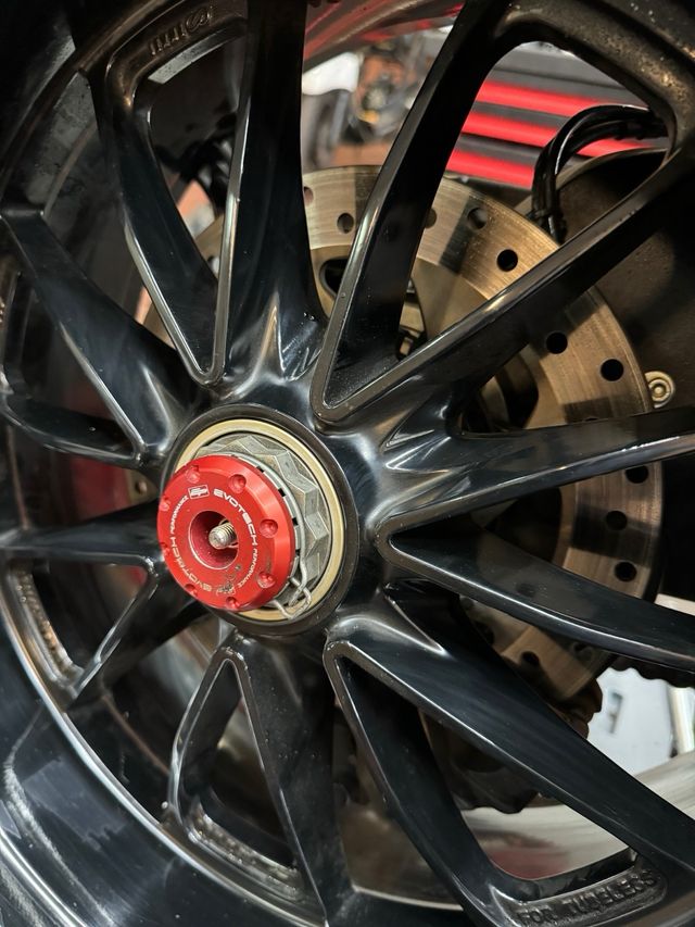 llanta trasera Ducati Diavel 1260