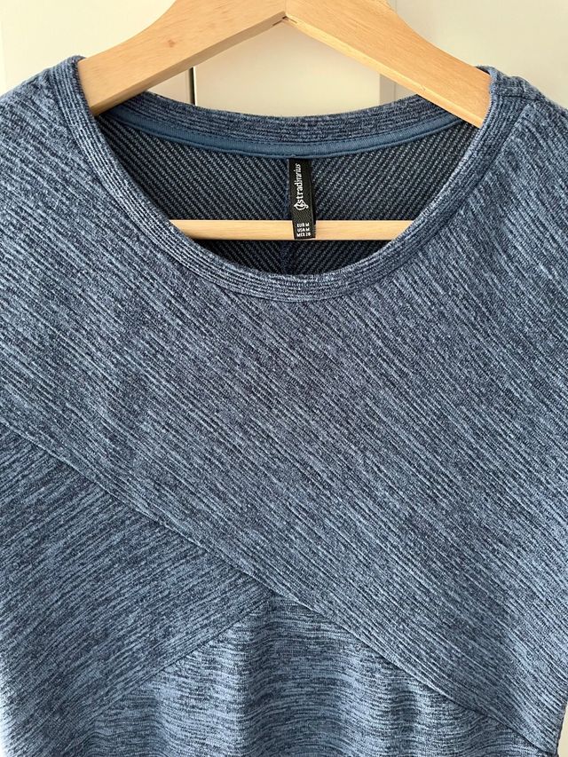 Vestido azul Stradivarius M