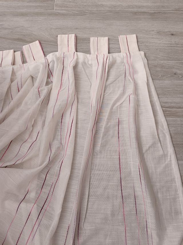 Cortina beige y malva
