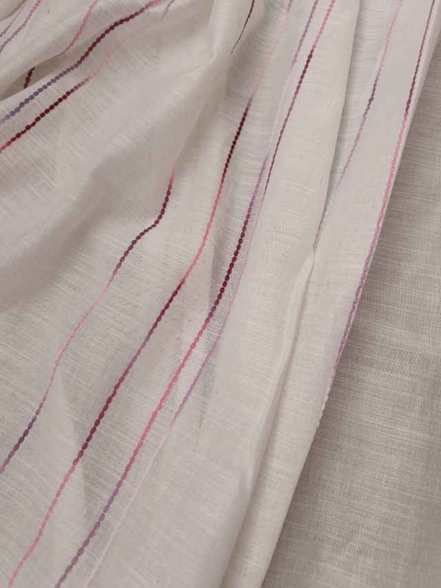 Cortina beige y malva