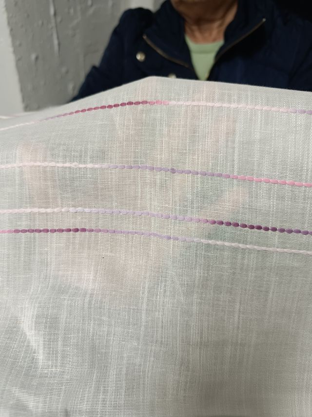 Cortina beige y malva