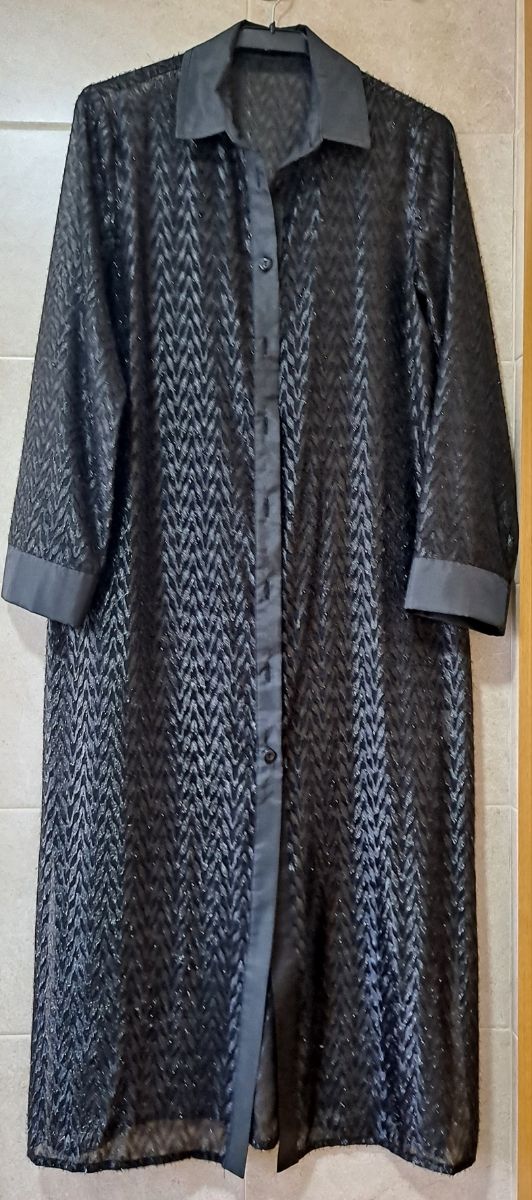 Vestido camisero muy elegante largo negro