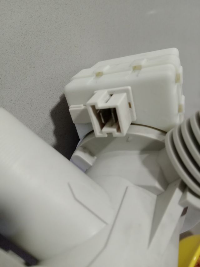 Bomba de desagüe lavadora