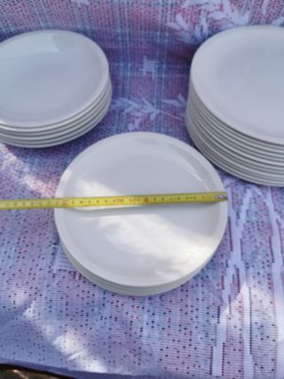 Vajilla blanca de porcelana