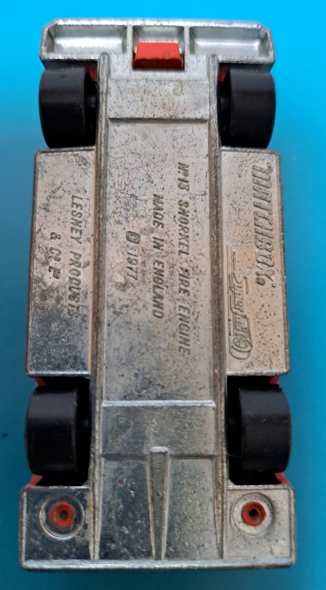 Camión bombero de Matchbox 13