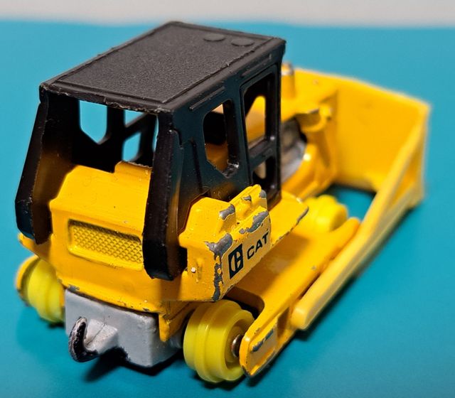 Bulldocer Matchbox
